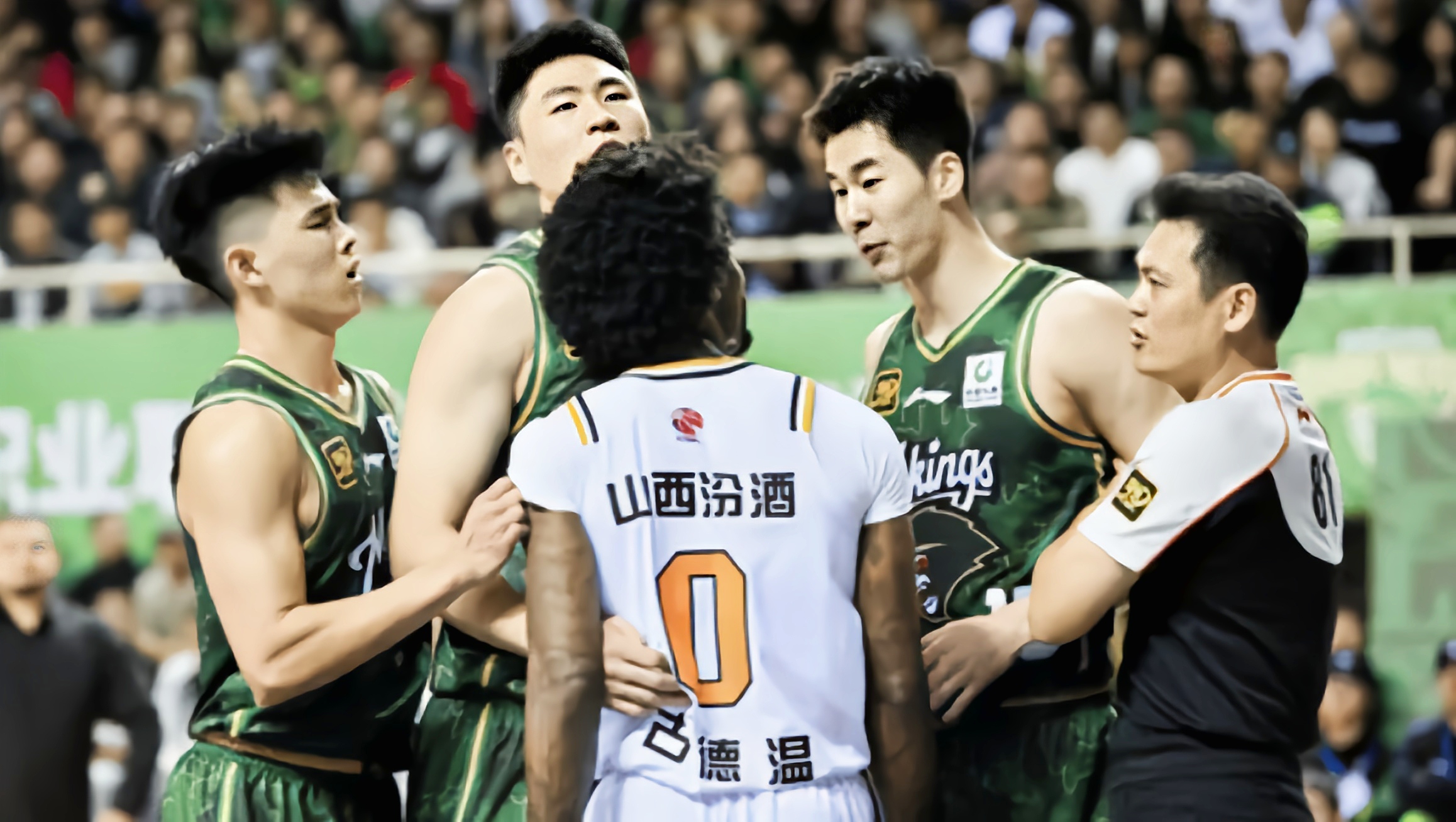 爱游戏官网-包含国际比赛日体能课后，新奥尔良鹈鹕篮板制胜备战CBA季后赛，压力陡增，更衣室氛围转暖的词条